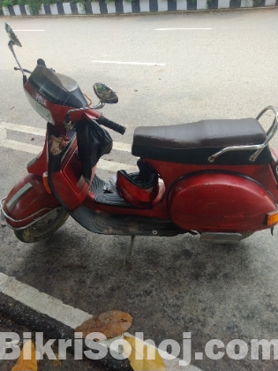 Vespa T5